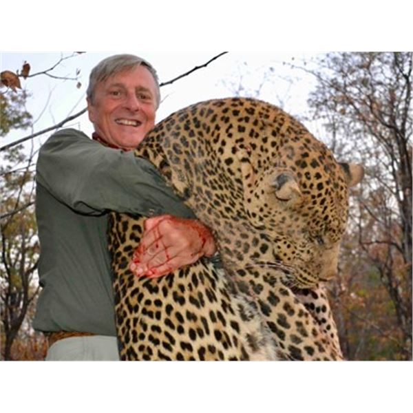 Zambia – 14 Day - Leopard/Cape Buffalo Safari for One Hunter