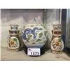 Image 1 : 3 DECORATIVE CHINESE VASES
