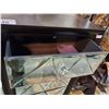 Image 2 : MODERN LINGERIE 5 DRAWER DRESSER WITH MIRRORED FRONT