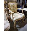 Image 2 : FLORAL DESIGNED ARM CHAIR