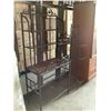 Image 2 : 3 ASSORTED RACKS