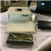 Image 2 : CANON SELPHY COMPACT PHOTO PRINTER CP720 WITH POWER CORD & CARRYING CASE
