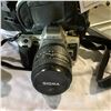 Image 2 : MINOLTA XT SI 35MM CAMERA WITH 28-135MM ASPHERICAL LENS & 5 ROLLS OF FILM WITH CARRYING CASE