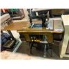 Image 1 : VINTAGE RAYMOND SEWING MACHINE