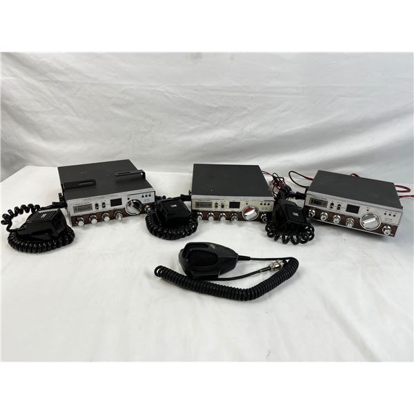 3 - Realistic TRC-451 CB Radios