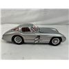 Image 1 : Maisto Mercedes Benz 300 SLR 1:18 scale