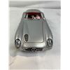 Image 3 : Maisto Mercedes Benz 300 SLR 1:18 scale