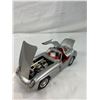 Image 6 : Maisto Mercedes Benz 300 SLR 1:18 scale