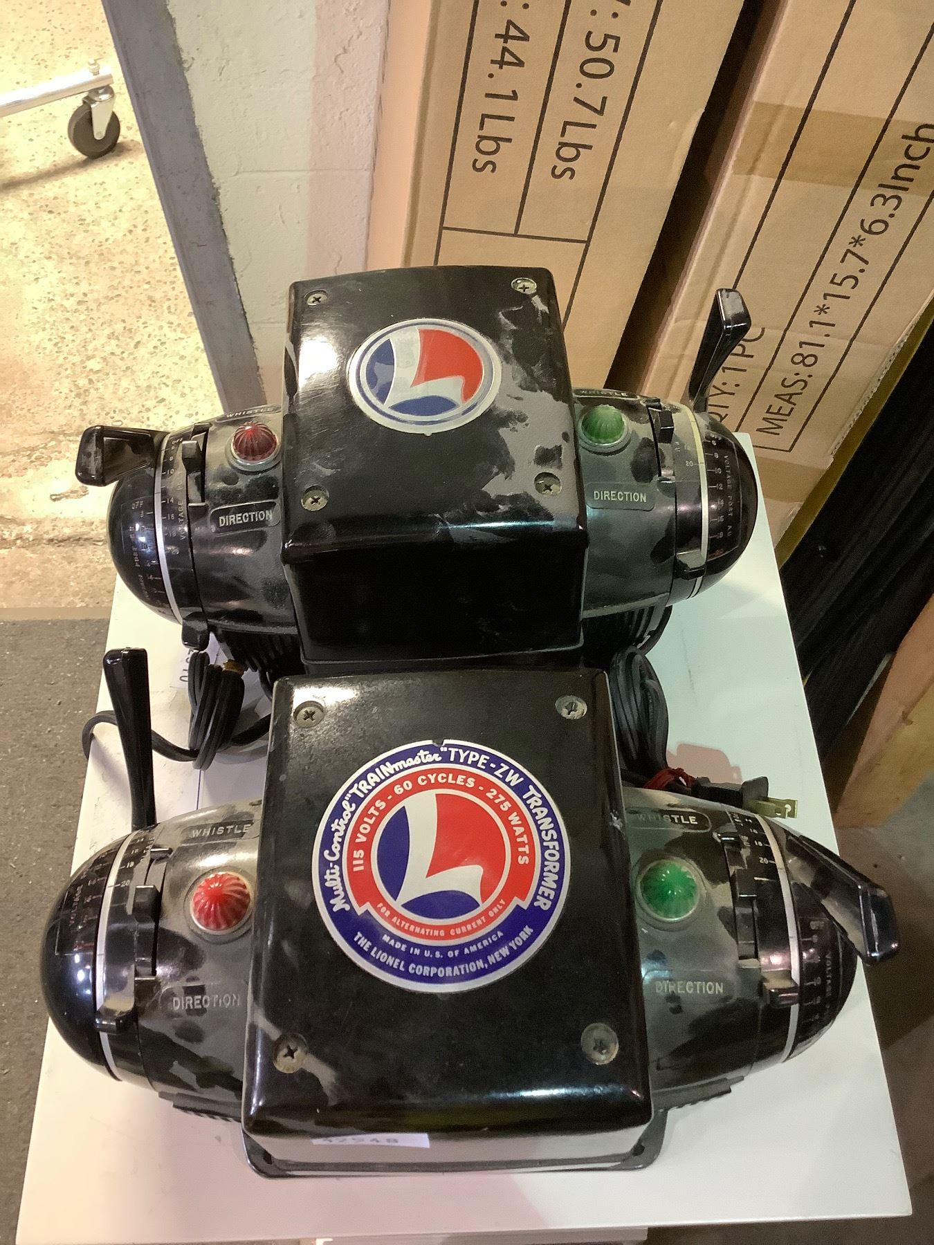 PAIR OF LIONEL MULTI-CONTROL TRAINMASTER CONTROLLERS - Able Auctions