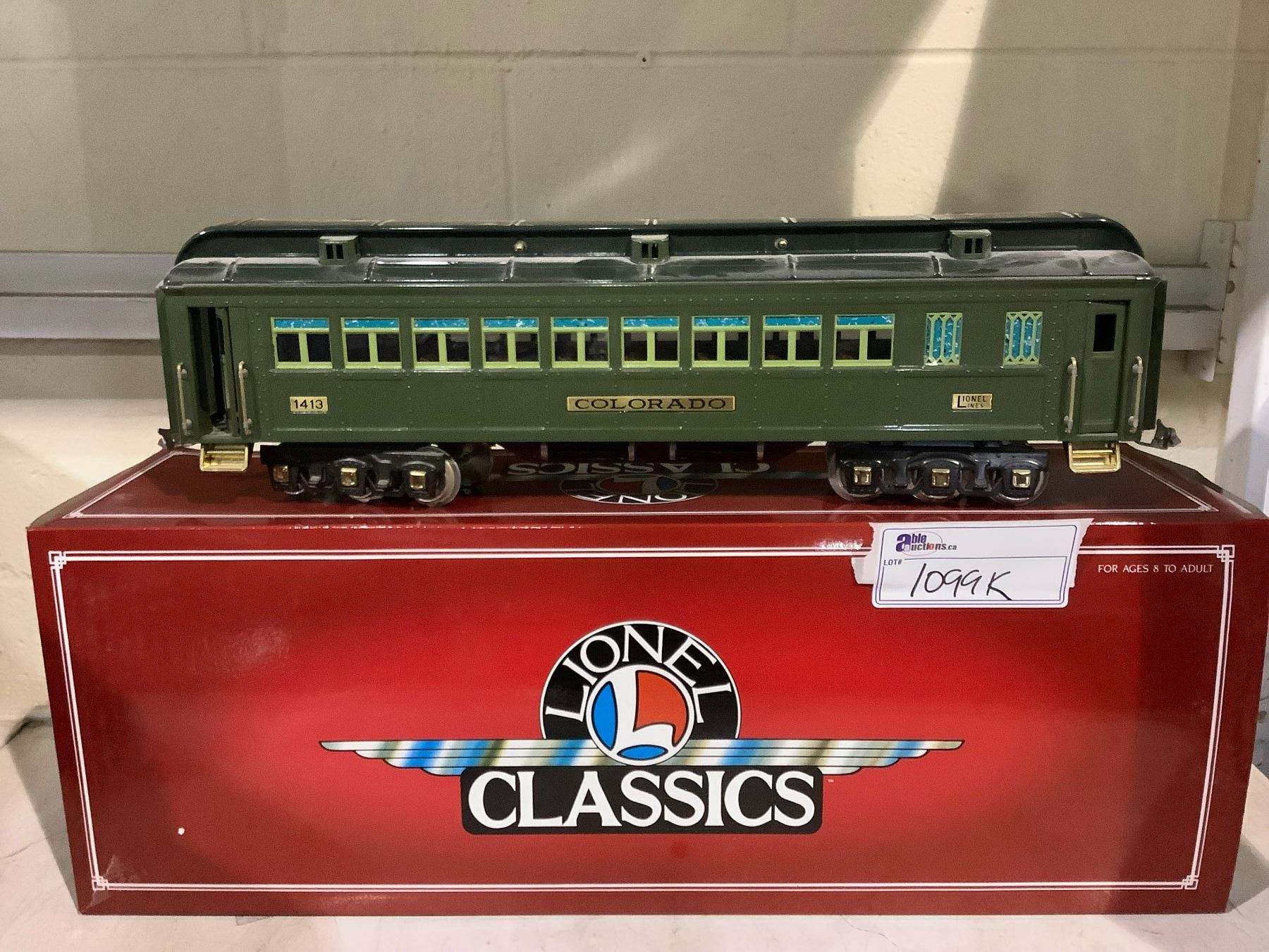 LIONEL CLASSICS COLORADO PASSENGER CAR ELECTRIC TRAIN #1413 - Able Auctions