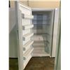 Image 2 : FRIGIDAIRE STANDING FREEZER