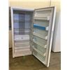 Image 2 : FRIGIDAIRE STANDING FREEZER