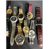 Image 2 : 15 ASSORTED WATCHES