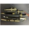 Image 2 : 3 DECORATIVE KNIFES