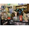 Image 1 : ASSORTED HOME DECOR & ART GLASS