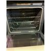 Image 2 : WHIRLPOOL STAINLESS STEEL GLASS TOP STOVE WITH CONVECTION OVEN