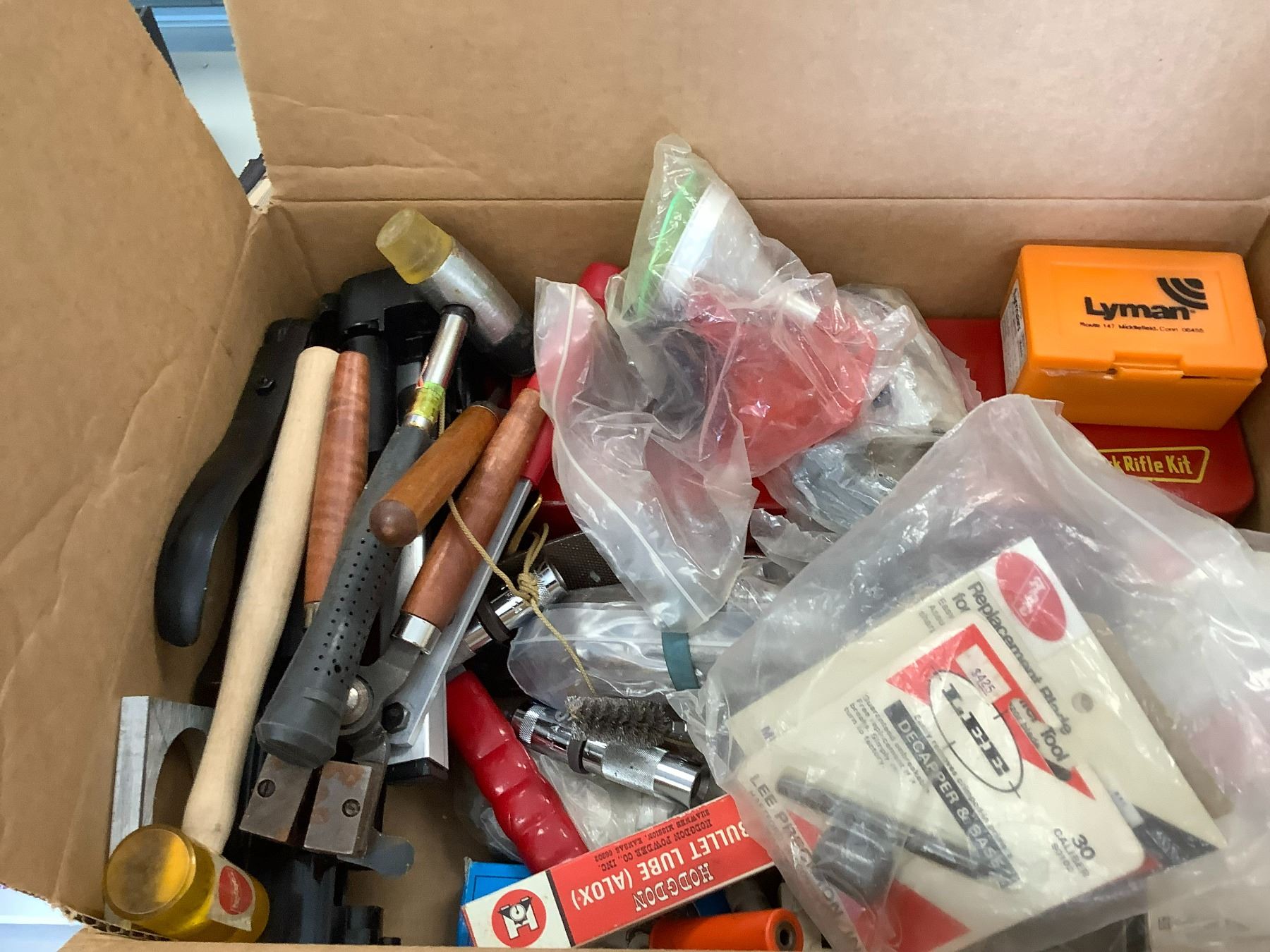 *P* AMMUNITION HAND LOADING EQUIPMENT *MUST HAVE VALID PAL* - Able Auctions