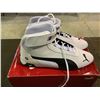 Image 2 : *NEW* PUMA BMW MMS R-CAT MID PUMA WHITE/PUMA BLACK SHOES SIZE 13