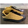 Image 2 : JORDAN 13 SHOES SIZE 13