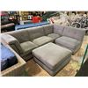 Image 1 : 4 PIECE SECTIONAL SOFA