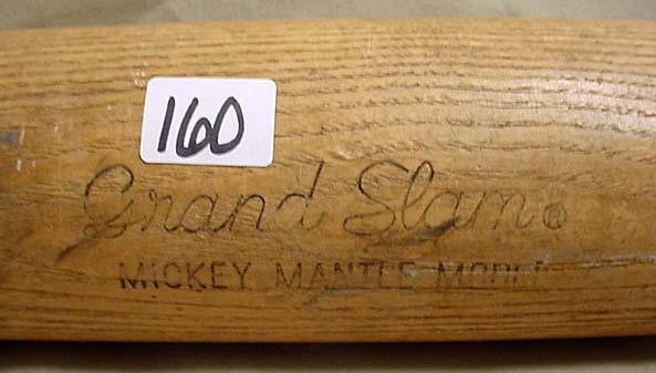 VINTAGE MICKEY MANTLE LOUISVILLE SLUGGER 180 BAT