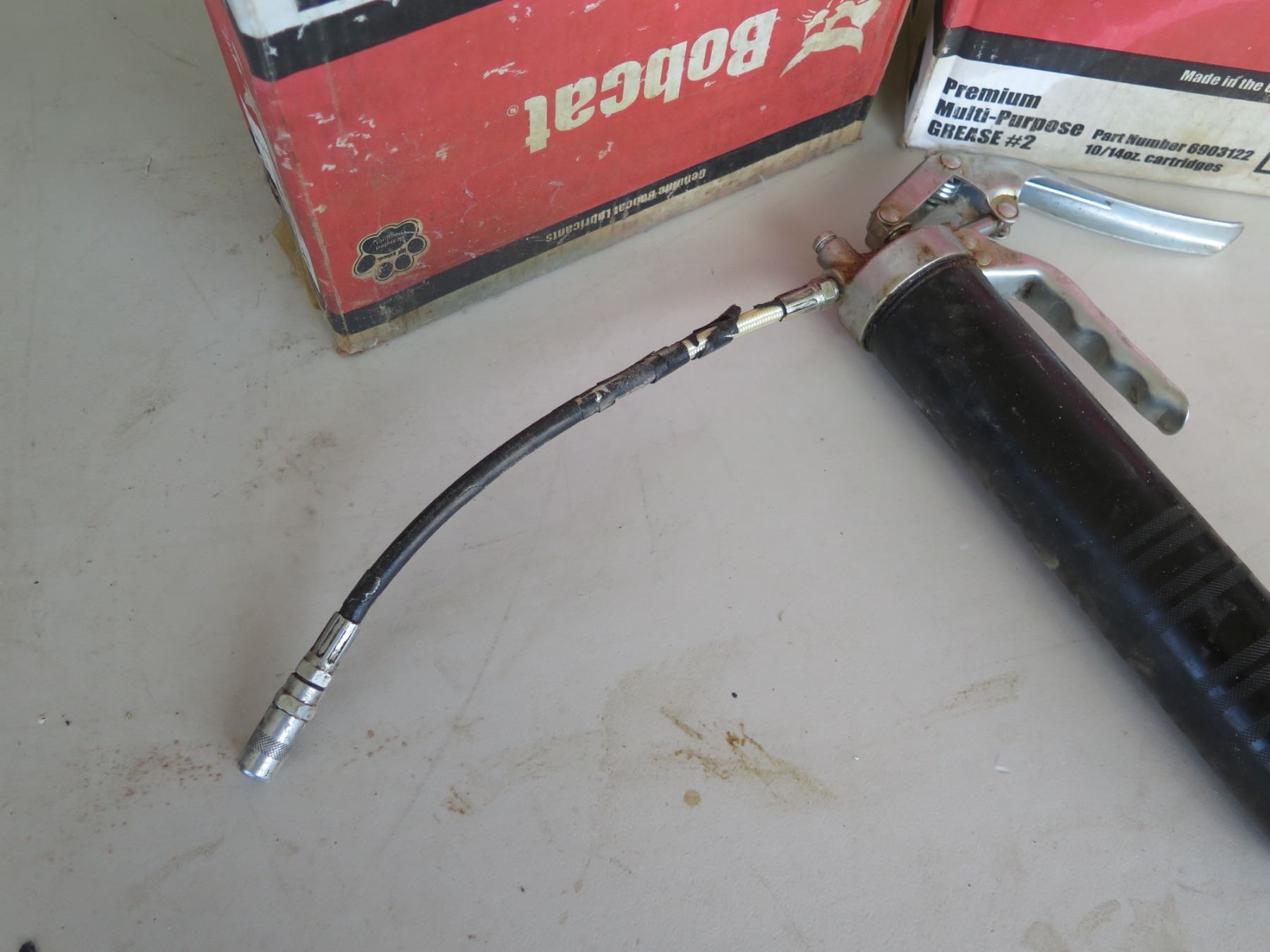 Supreme Heavy Duty Grease | 6687884 | Bobcat Company Supreme Heavy Duty Grease | 6687884 | Bobcat Company