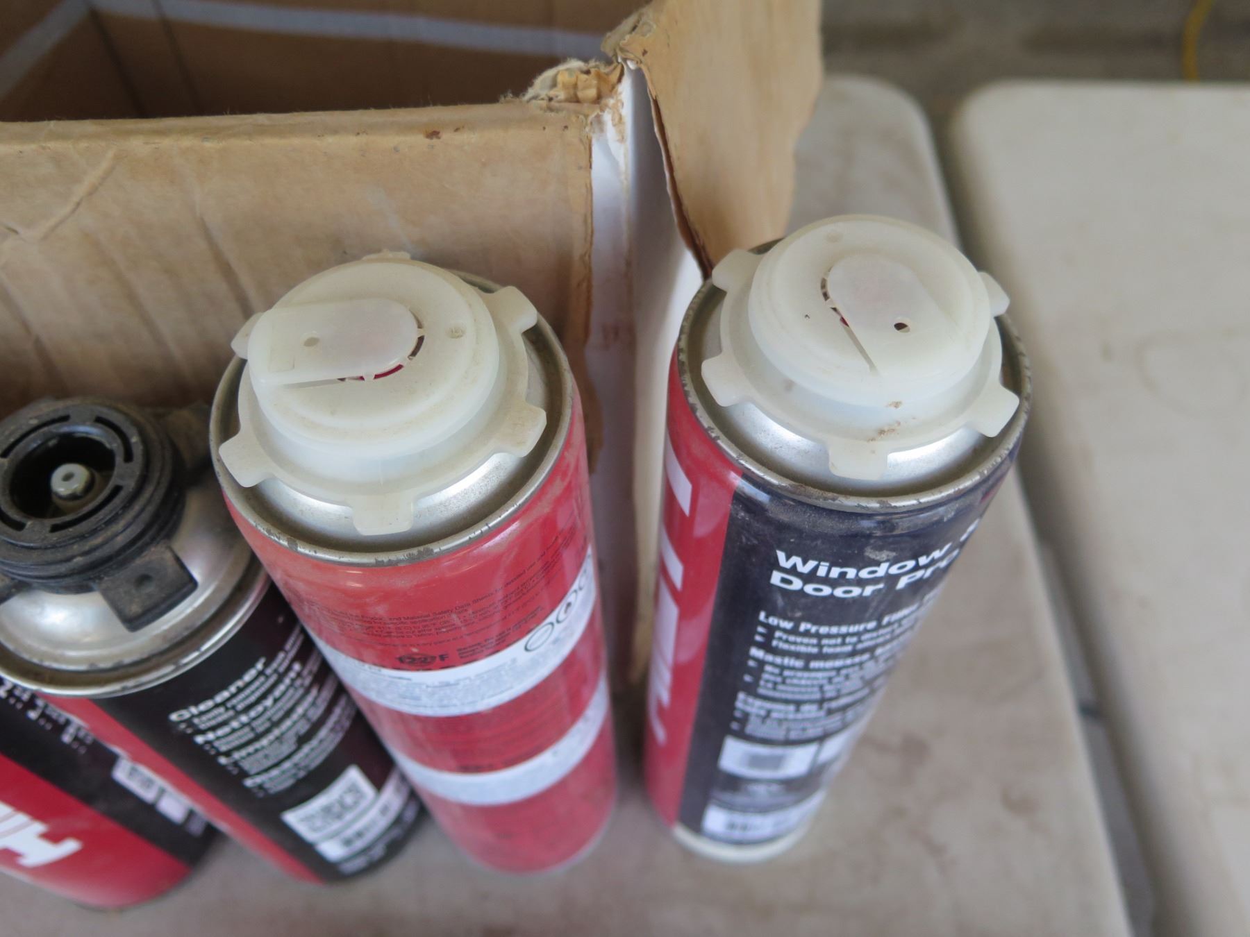 thumbnail image 2 of Hilti CF-DS-1 Deluxe Dispenser Gun For Foam Insulating Sealant – New With Tracking 2 of 4