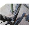 Image 8 : Giant Women's Cruiser Bike w/ Coaster Brakes, Front Basket & Tire Pump