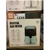 Image 1 : NEW IN BOX OH HO 2.5L DIGITAL AIR FRYER GREEN