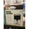 Image 1 : NEW IN BOX OH HO 2.5L DIGITAL AIR FRYER WHITE