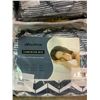 Image 2 : 4 NEW SHATEX TWIN COMFORTER SETS