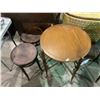Image 1 : ANTIQUE OCCASIONAL FOLDING TABLE