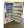 Image 2 : WHITE FRIGIDAIRE UPRIGHT FREEZER