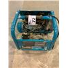 Image 2 : MAKITA MINI COMPRESSOR