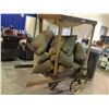 Image 2 : MARKET CART MOVIE PROP MEASURES 80"L X 28"W