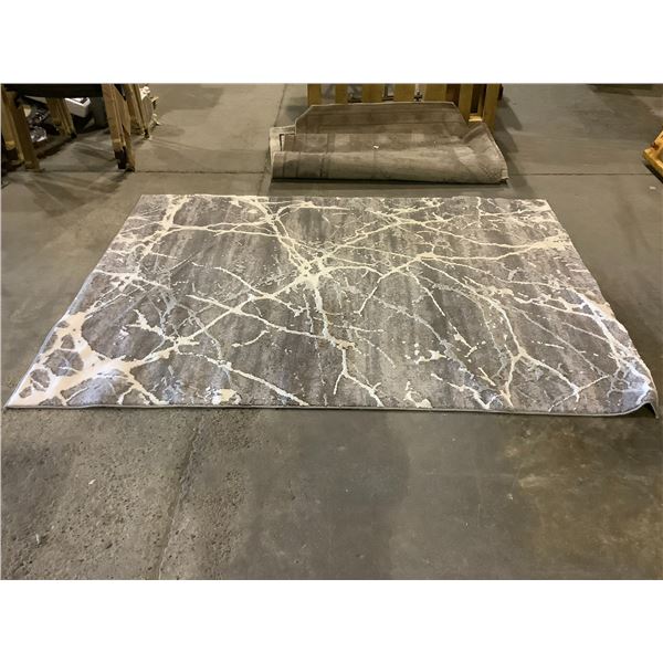 HENLEY PATTERNED AREA RUG  63X83"