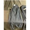 Image 2 : 2 PAIRS OF REIGNING CHAMP SWEATPANTS SIZE MEDIUM
