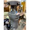 Image 2 : POLY JOHN PORTABLE HAND WASHING SINK STATION