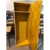 Image 2 : WOODEN CLOSET