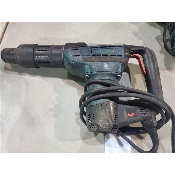 BOSCH CONCRETE BREAKING HAMMER