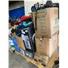 Image 2 : PALLET OF ASSORTED STORAGE LOCKER GOODS LUGGAGE , GROCERY CARTS, CLOTHING AND MORE