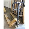Image 2 : YELLOW PALLET JACK