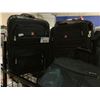 Image 2 : 3 PIECES OF LUGGAGE INCLUDING; SWISS GEAR & SAMSONITE