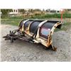 Image 2 : 11' TANDEM DUMP TRUCK SNOW PLOW BLADE HAS HYDRAULIC LEAK