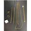 Image 1 : ASSORTED COSTUME JEWELRY