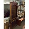 Image 2 : CORNER CHINA CABINET