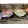 Image 2 : 2 BOWLS AND 2 TABLE CLOTHES