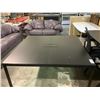 Image 2 : 55" X 55" X 29" METAL AND WOOD TABLE