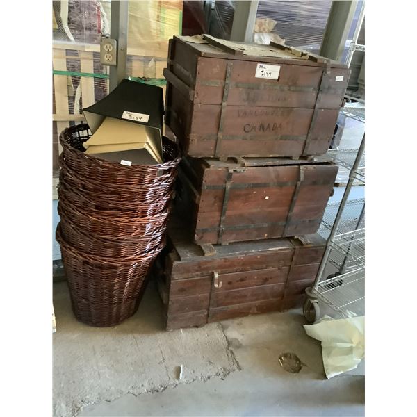 ASSORTED BASKETS, CHESTS & LAMPSHADES