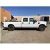 Image 8 : *TOW* 2008 FORD F250 XLT SD, CREW CAB, WHITE, GAS, AUTOMATIC, VIN 1FTSW21588EC71836, 177,118KMS,